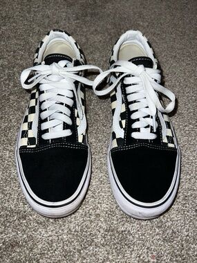 Old Skool Checkered Vans
